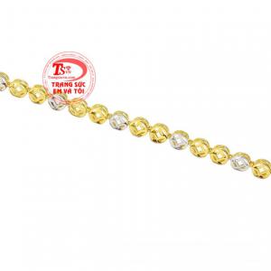 Với sự sáng tạo trong từng chi tiết sản phẩm mang đến cho người đeo nét cuốn hút và phong cách rất riêng. 