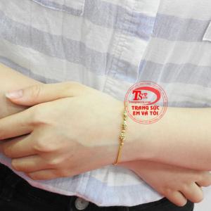 Lắc tay nữ vàng yêu kiều bền đẹp, chất lượng, chế tác theo yêu cầu khách hàng.