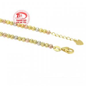 Do vậy đây là món quà trang sức ý nghĩa để dành tặng cho người thân, bạn bè.