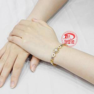 Lắc tay thương hiệu Em Và Tôi, sự lựa chọn tuyệt vời cho chính bạn và những người yêu thương.