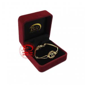 Lắc tay vàng nữ phong cách chế tác từ vàng tây 10k, bảo hành uy tín, giao hàng toàn quốc.