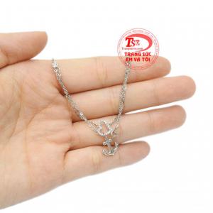 Lắc tay vàng trắng tình yêu nhỏ xinh, hợp thời trang.