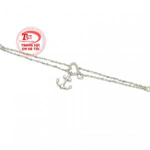 Với ý nghĩa là sự vững chãi, kiên định giúp cho tình yêu đôi lứa bền vững hơn.