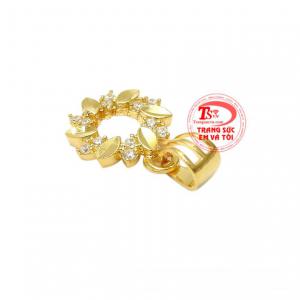 Phái đẹp không cần đau đầu mỗi khi lựa chọn trang phục sao cho phù hợp vì sản phẩm phù hợp với nhiều loại phong cách.
