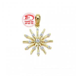 Mặt dây nữ ấn tượng được chế tác độc đáo mang đến vẻ nữ tính cho người đeo. 