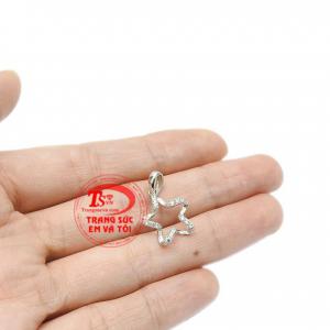 Mặt nữ ngôi sao may mắn nhận đặt chế tác theo yêu cầu.