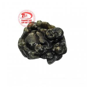 Phật Di Lặc đã quá quen thuộc với nụ cười hiền từ và nhân hậu. 