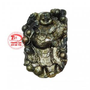 Mặt phật Di Lặc saphir sung túc được chế tác đầy tinh xảo tạo nét hài hòa cho sản phẩm.