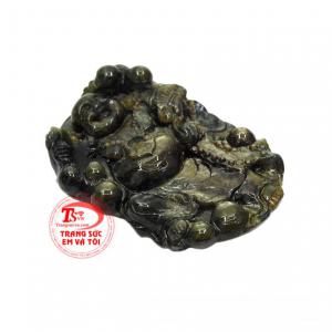Do đó phật Di Lặc được coi là biểu tượng của sự ấm no, sung túc và một cuộc sống vui tươi.