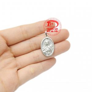 Mặt thánh nữ Teresa hài đồng Giêsu nhận đặt chế tác theo yêu cầu.