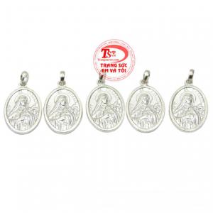 Mặt thánh nữ Teresa hài đồng Giêsu sự lựa chọn mang lại phước lành dành cho người đeo