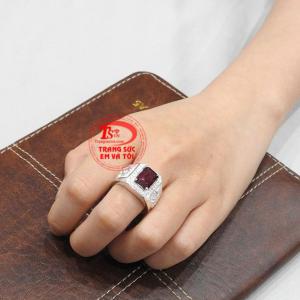 Nhẫn bạc nam granat quyền lực
