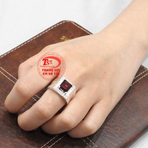 Nhẫn bạc nam granat thiên nhiên