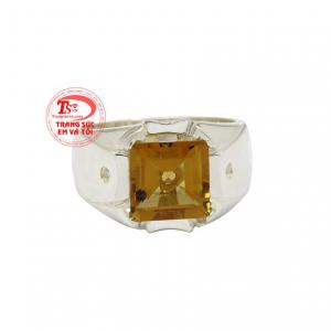 Ngoài tác dụng trong phong thủy, thạch anh vàng còn bảo vệ cơ thể tránh được các bệnh về thận, dạ dày và đường ruột.