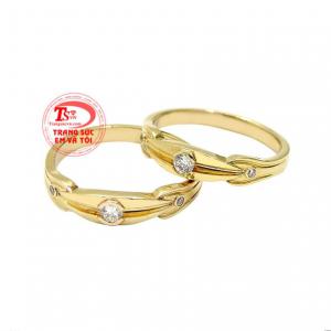 Nhẫn cưới tâm đầu ý hợp mang ý nghĩa đặc biệt với cặp vợ chồng.
