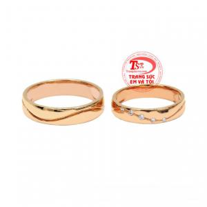 Khi văn hóa phương Tây du nhập vào Việt Nam nhẫn cưới dần trở thành phổ biến. 