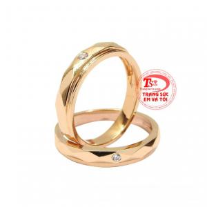 Nhẫn cưới vàng hồng hạnh phúc tinh tế, bền chặt.