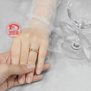Nhẫn cưới vàng màu hạnh phúc nhận đặt chế tác.