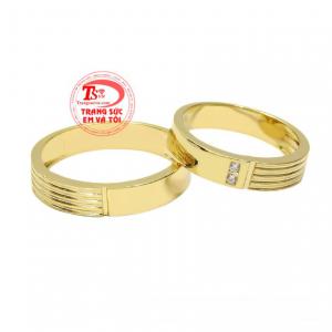Nhẫn cưới vàng tây ấn tượng là sản phẩm mới của trang sức Em và Tôi được nhập khẩu từ Hàn Quốc.
