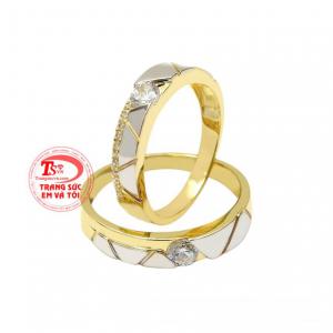 Trang sức Em và Tôi luôn mang đến những cặp nhẫn cưới đẹp nhất và hợp với xu hướng hiện nay. 