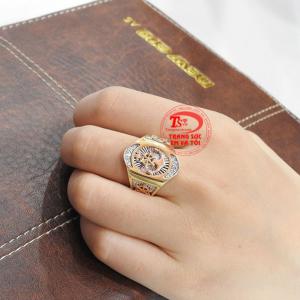 Trong tình yêu, hình tượng mỏ neo tượng trưng cho sự vững chắc, bền lâu trước những phong ba bão tố.