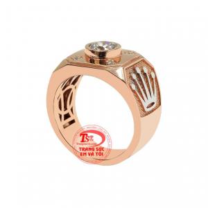 Sản phẩm dễ dàng kết hợp cùng các trang phục và phụ kiện khác nhau.