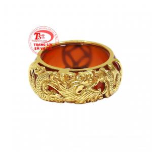 Mang đến vẻ nam tính cho người đeo.