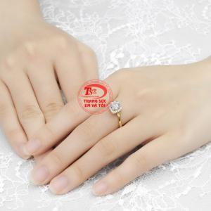 Vì sản phẩm nhẫn nữ này phù hợp với nhiều phong cách.