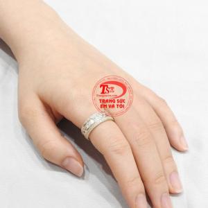 Chắc chắn người con gái đeo chiếc nhẫn này sẽ vô cùng tự tin