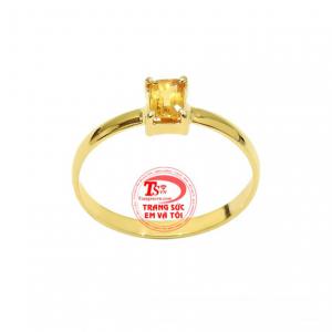  Trong phong thủy, đá sapphire là biểu tượng của tình yêu và hôn nhân bền vững.