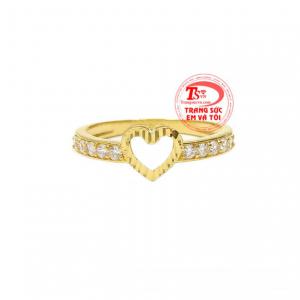Với thiết kế nhỏ nhắn sẽ giúp cho đôi tay của các nàng trở nên thanh mảnh hơn nhưng vẫn vô cùng rực rỡ.