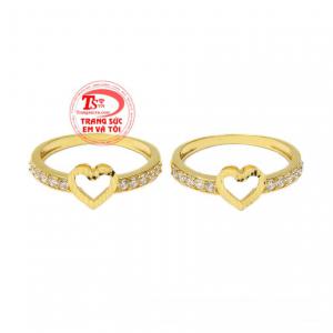 Sản phẩm dễ kết hợp với các loại trang phục.