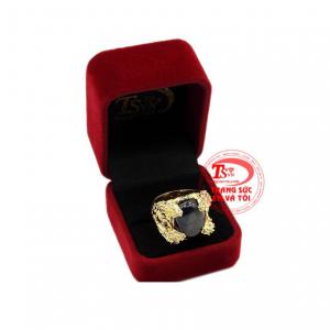 Trong truyền thuyết hình ảnh cá chép vượt Vũ Long Môn hóa rồng tượng trưng cho sự can đảm, thông minh, may mắn và thành công