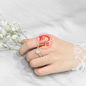 Sản phẩm nhận đặt chế tác theo yêu cầu, bảo hành chu đáo, giao hàng toàn quốc.