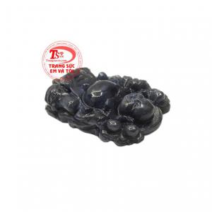 Chỉ cần nhìn ngắm khuôn mặt phật, người buồn phiền cũng thấy vui lên.