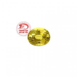 Sapphire vàng là biểu tượng cho giàu sang và phú quý.