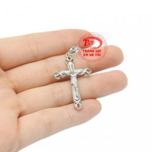 Thánh giá vàng trắng đức tin thích hợp làm quà tặng người thân của bạn