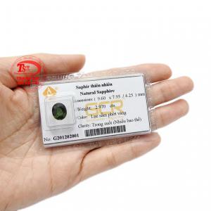 Sản phẩm có màu lục sẫm, phớt vàng phù hợp với người mệnh hỏa và mệnh mộc.