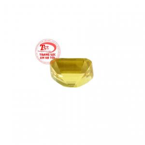 Viên saphir vàng mệnh kim sẽ giúp bạn trở nên tỏa sáng tự tin dù ở bất kỳ nơi đâu