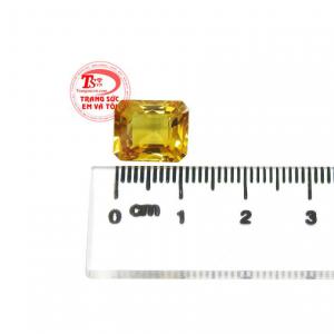 Viên saphir vàng tài lộc có giấy kiểm định đá quý
