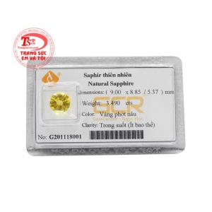 Viên saphir vàng thiên nhiên đẹp là biểu tượng cho sự giàu có và thịnh vượng. 