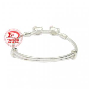 Không chỉ có vậy, bạc giúp cân bằng các yếu tố trong cơ thể, giúp thoát nhiệt nhanh chóng giúp phòng chống một số bệnh. 