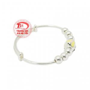 Bạc là một kim loại quý đã quá quen thuộc với đời sống con người.