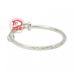  Các đường nét được chế tác tỉ mỉ, tinh xảo. 