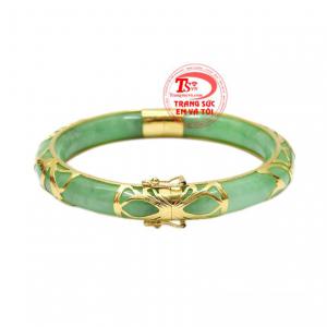 Từ xưa đến nay ngọc cẩm thạch luôn được coi là tinh hoa báu vật của đất trời, là biểu tượng của bình an, may mắn và tài lộc.