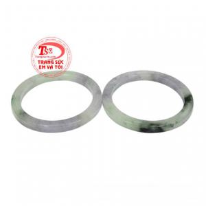 Ngọc cẩm thạch là một trong những loại ngọc quý được các vua chúa sử dụng.