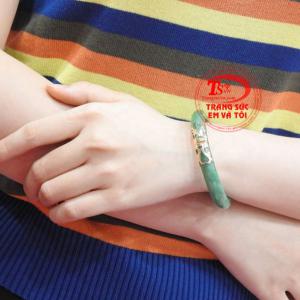 Vòng ngọc bọc vàng thịnh vượng