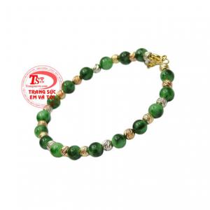 Ngọc cẩm thạch thiên nhiên là loại ngọc quý, có tác dụng mang đến bình an và may mắn cho người dùng.