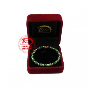 Vòng tay jadeite độc đáo đảm bảo uy tín chất lượng