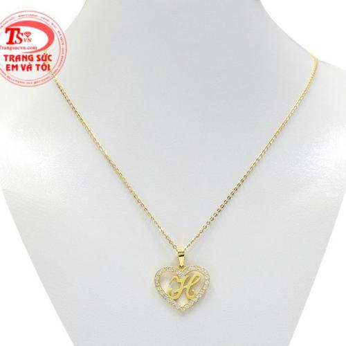 Bộ trang sức chữ H nổi bật